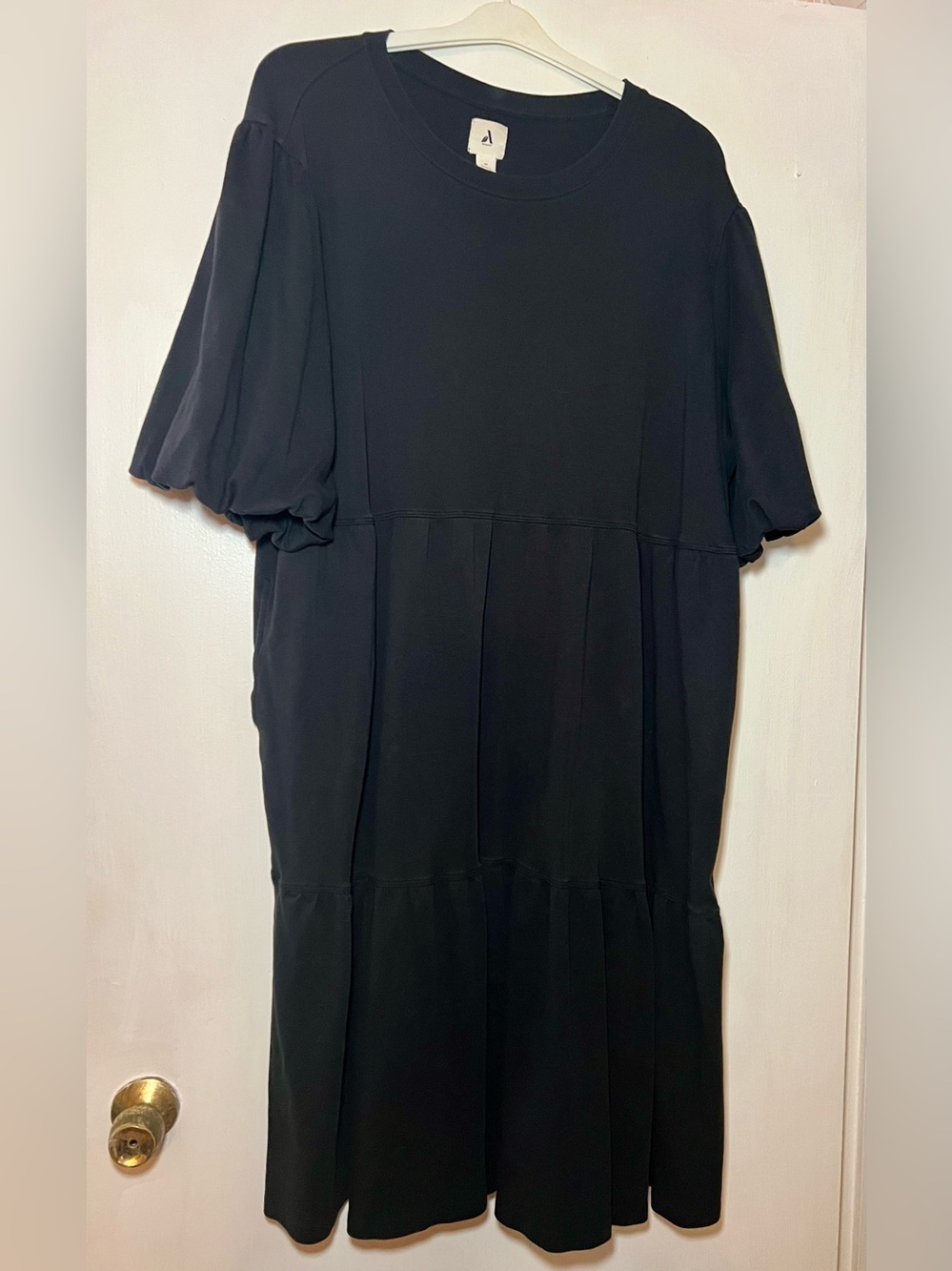 🖤 Amazon Black Midi Dress with Puff Sleeves – Size 4X 🖤